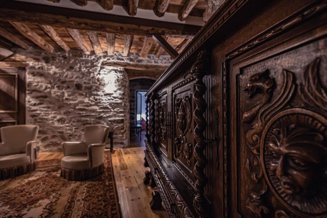 Sundrenched Relais De Poste In Serdinya 외부 사진