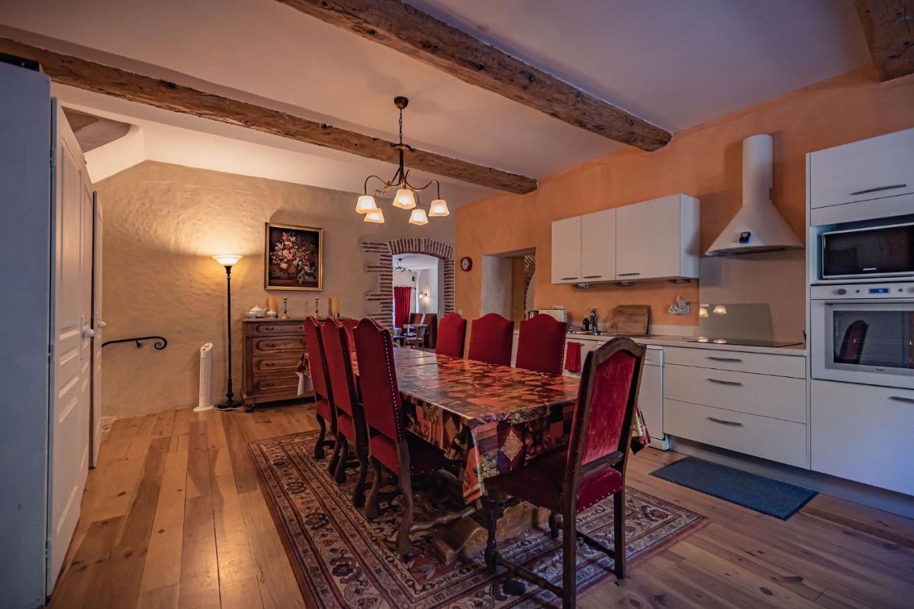Sundrenched Relais De Poste In Serdinya 외부 사진