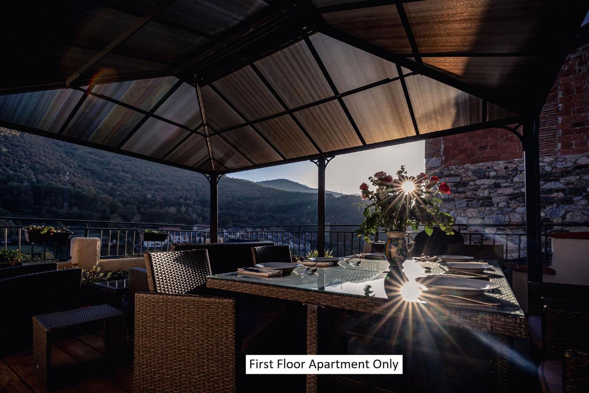 Sundrenched Relais De Poste In Serdinya 외부 사진