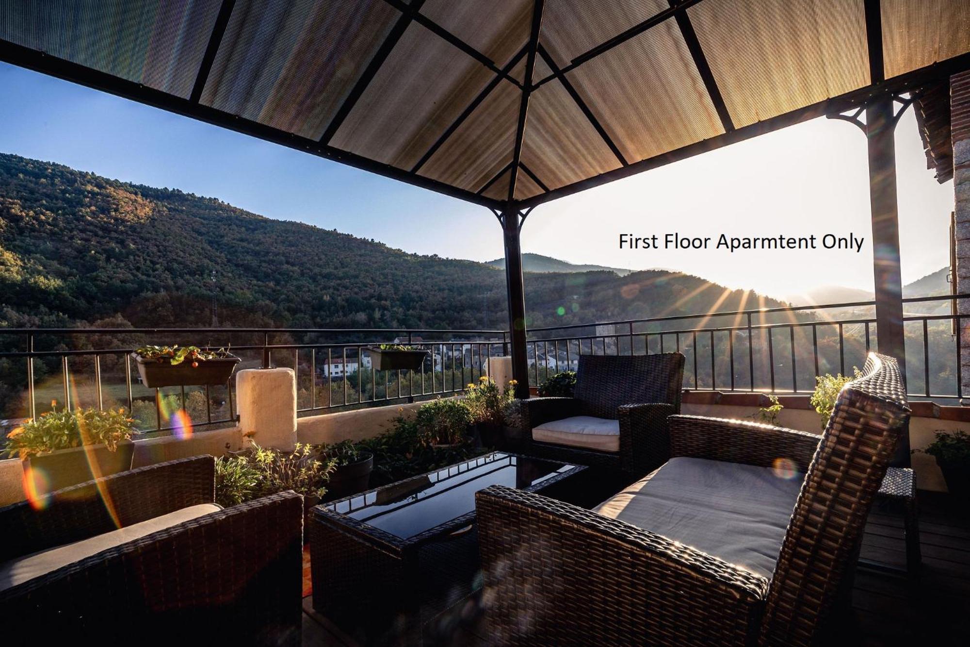 Sundrenched Relais De Poste In Serdinya 외부 사진