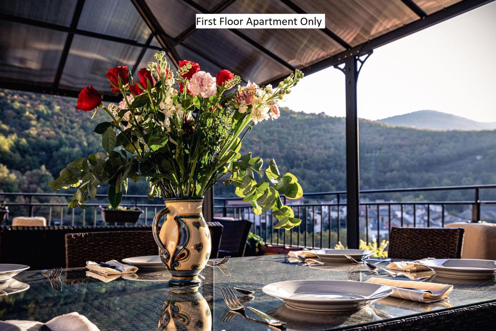 Sundrenched Relais De Poste In Serdinya 외부 사진